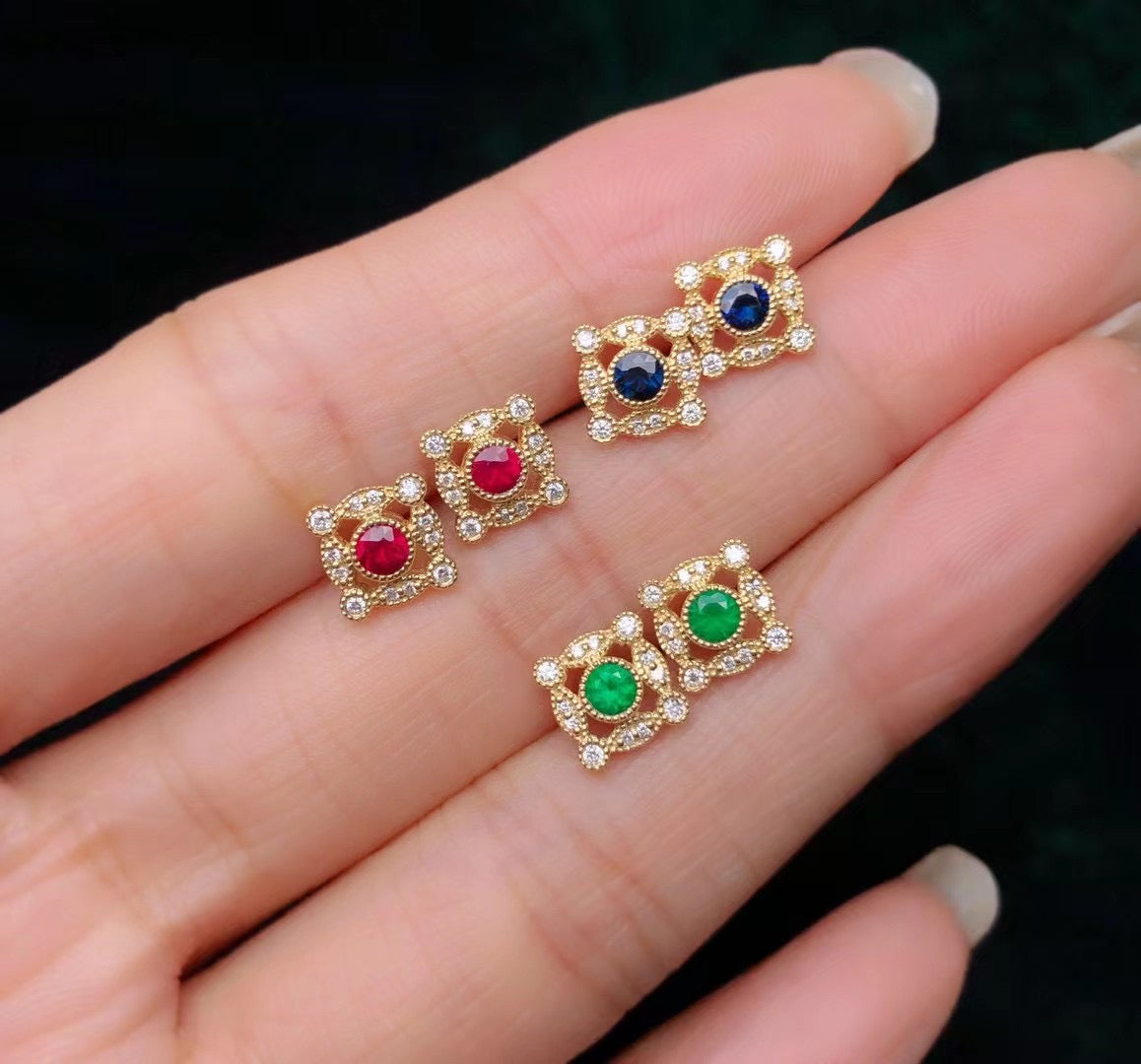 18k Diamond & Gemstones Earrings
