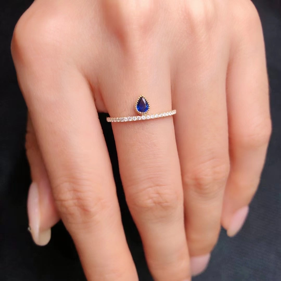 18k Pear - Shaped Sapphire Ring