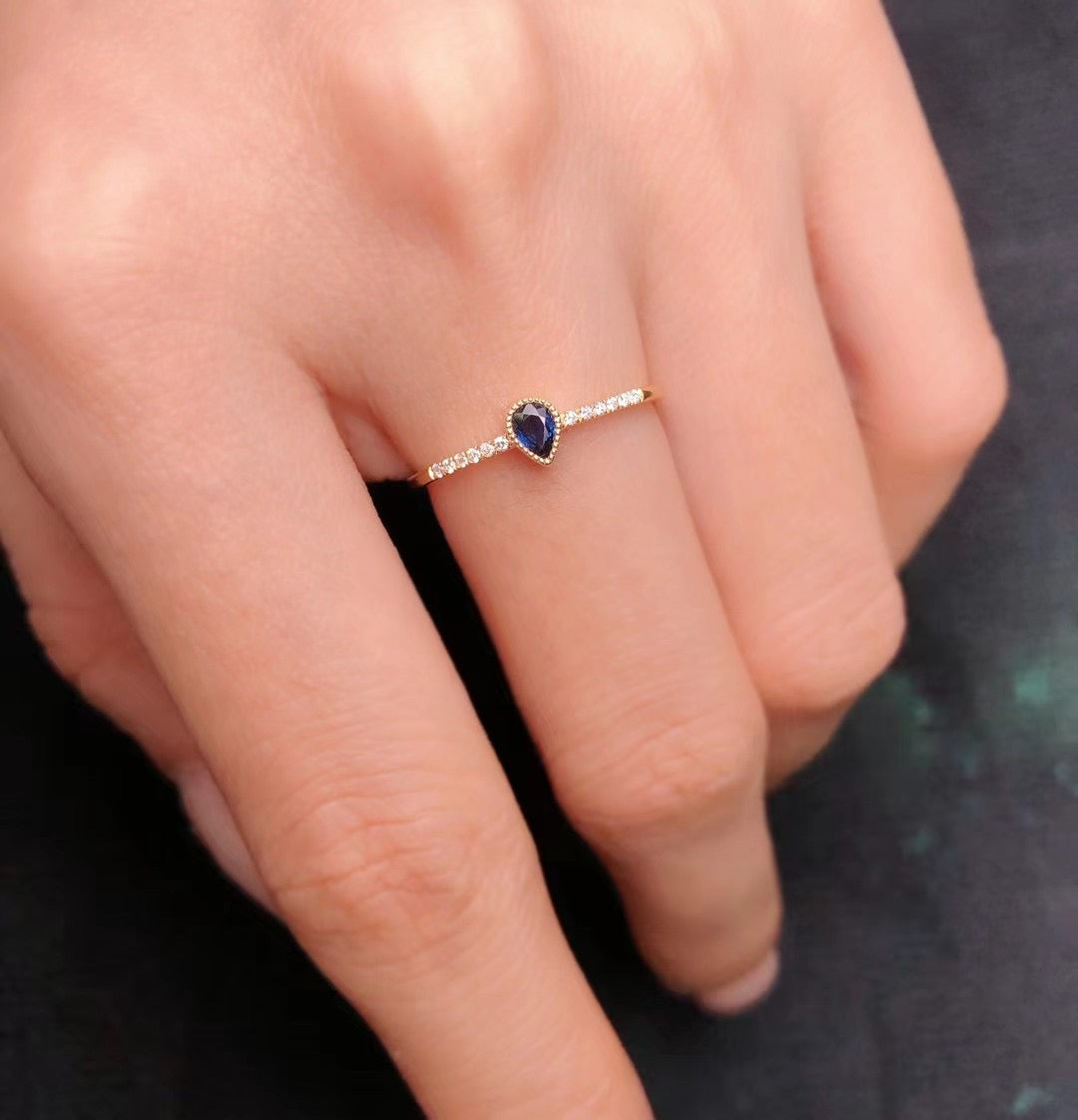 18k Diamond Pear Shaped Gemstone Ring