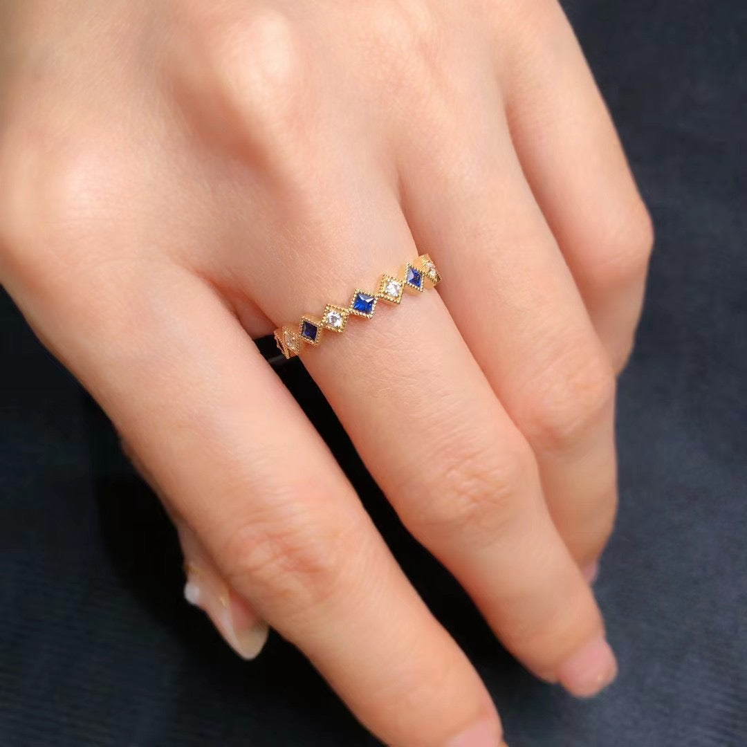 18k Round Diamond & Gemstone Ring